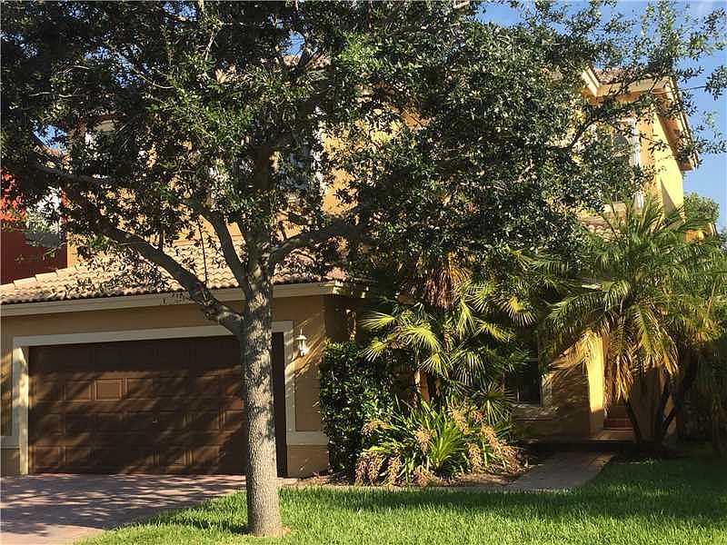 1st image of 3717 SW 50th Ct