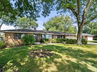 1930 Stephen St, Aurora, IL 60502