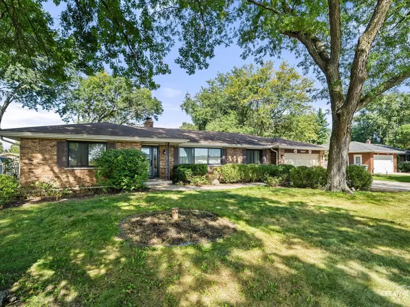 1930 Stephen St, Aurora, IL 60502