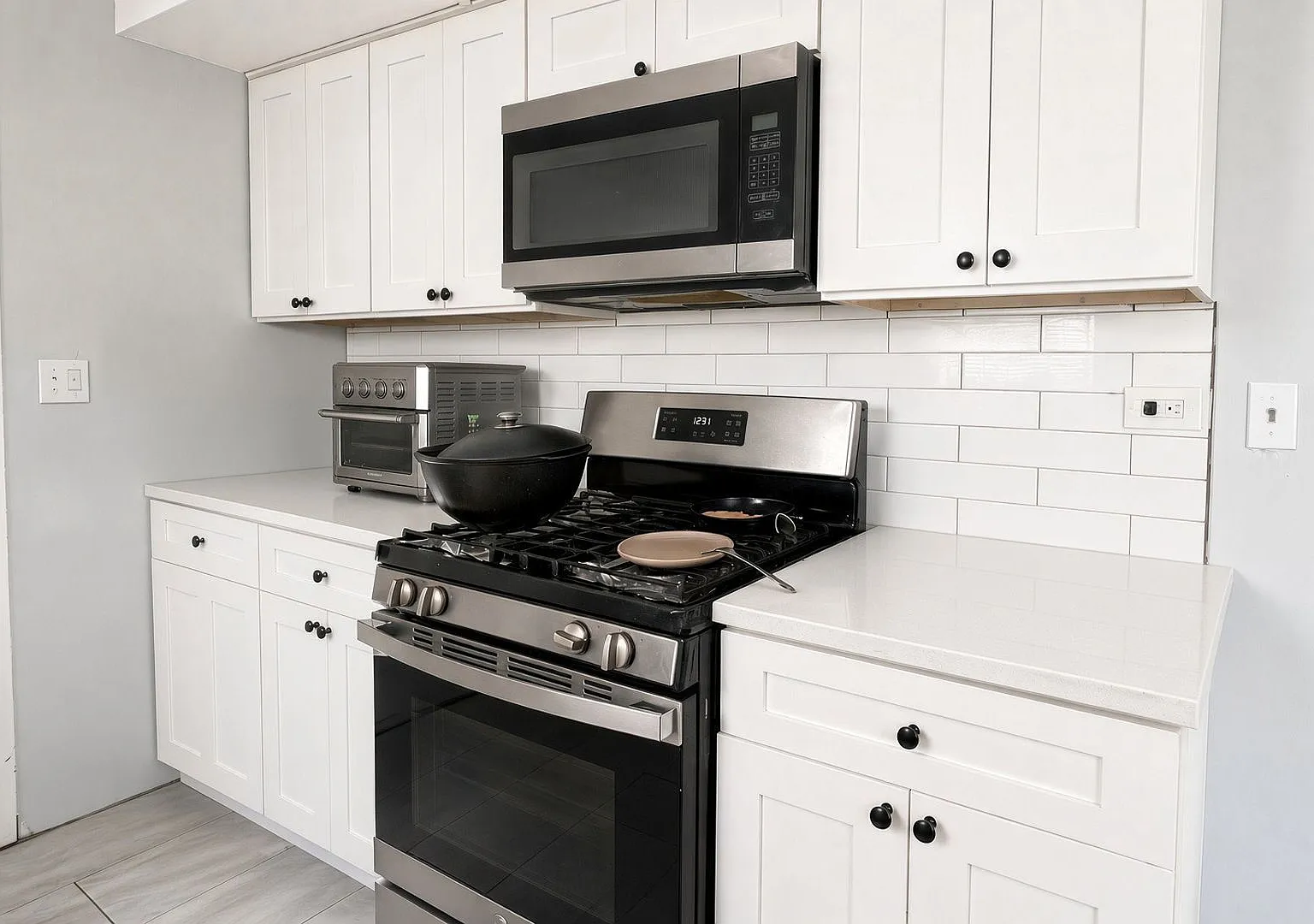 2 bed, $1,925 — Photo 4