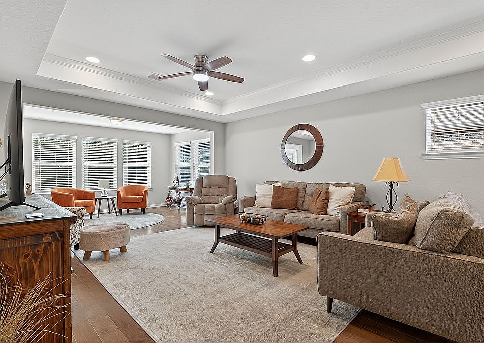 Welcoming and Bright