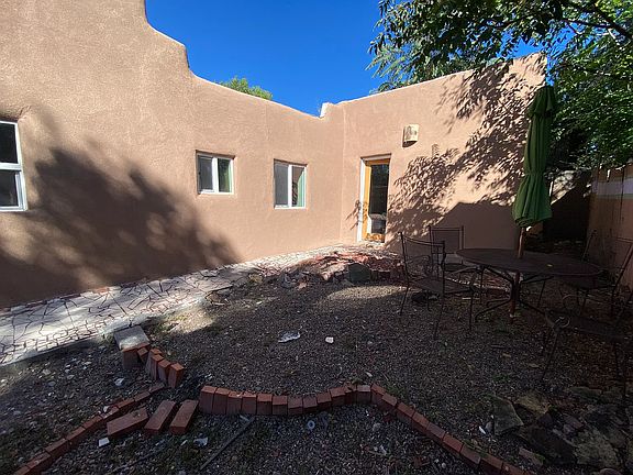 4th image of 149 Candelario St APT C