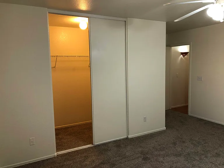 16176 W Adams St — Photo 12