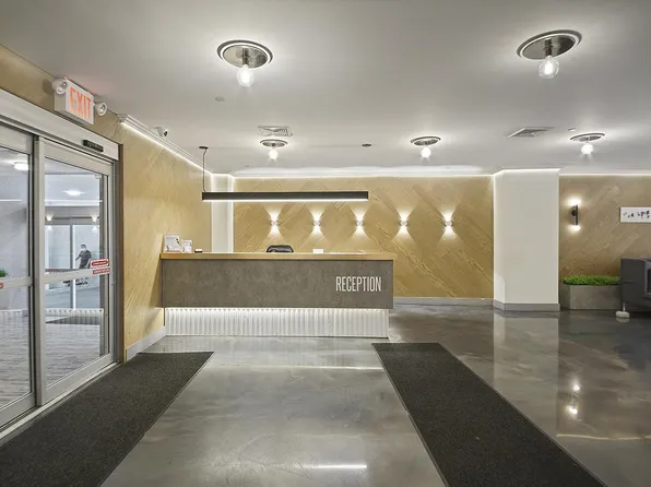 90-02 Queens Boulevard image 7 of 10