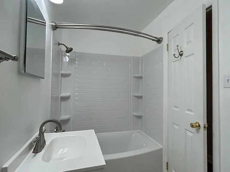5305 Stokes Ln — Photo 11