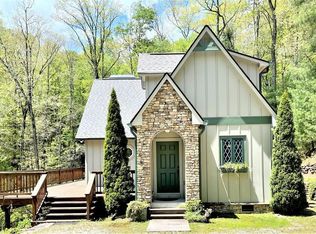 50 Glen Ryall Dr, Lake Toxaway, NC 28747