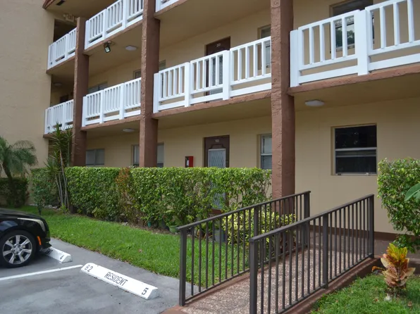 8901 Sunrise Lakes Boulevard #103, Sunrise, FL 33322