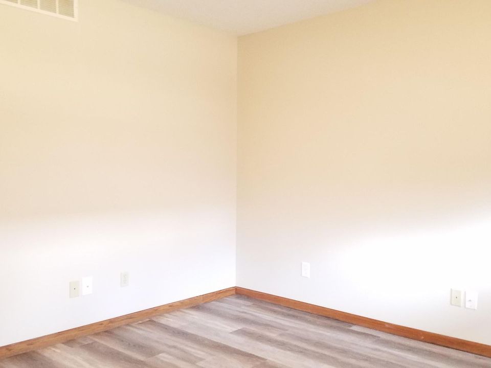 514 E. Monroe Duplex 514 E Monroe St Pittsburg KS Zillow