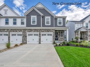 9145 Ledge View Ter, Broadview Heights, OH 44147