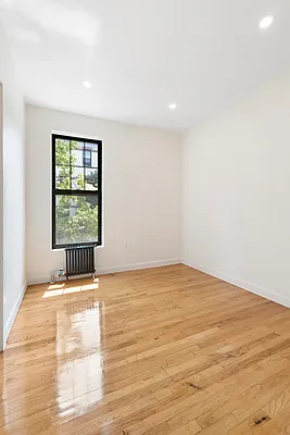 Rented by Douglas Elliman | media 15