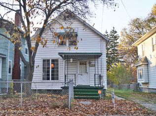 1720 Maplewood Ave, Lansing, MI 48910