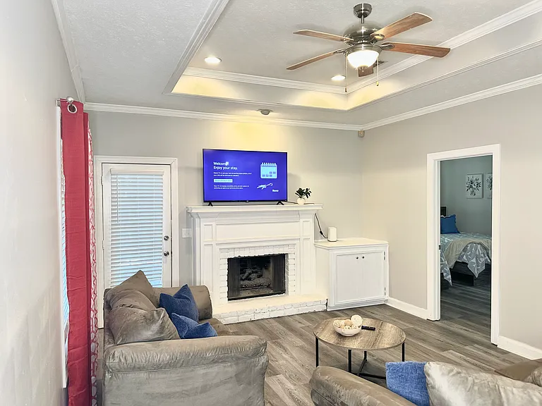 8 Stanford Ct — Photo 26