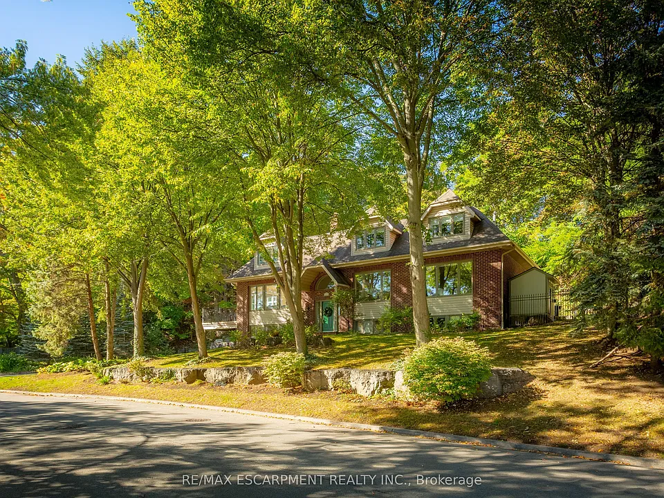 139 Oaklands Park Ct