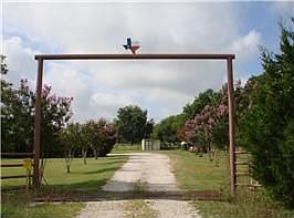 4th image of 1007 State Highway 78 S