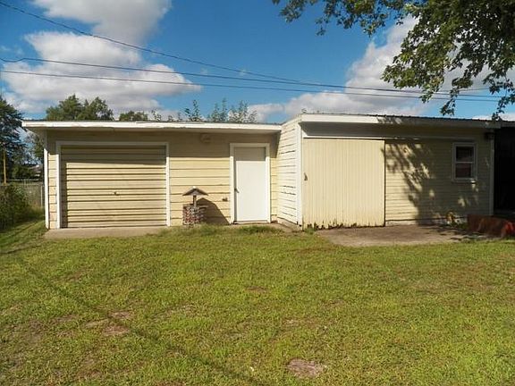 2nd image of 1209 Egbert Ave