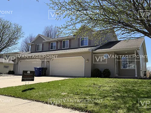 700 Mollies Way Photo 1