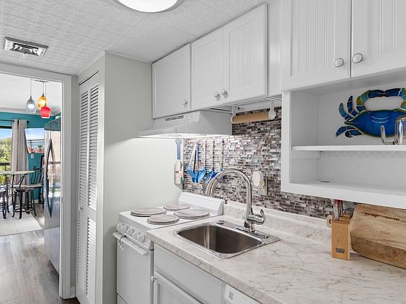 4th image of 7500 N Ocean Blvd. #6010