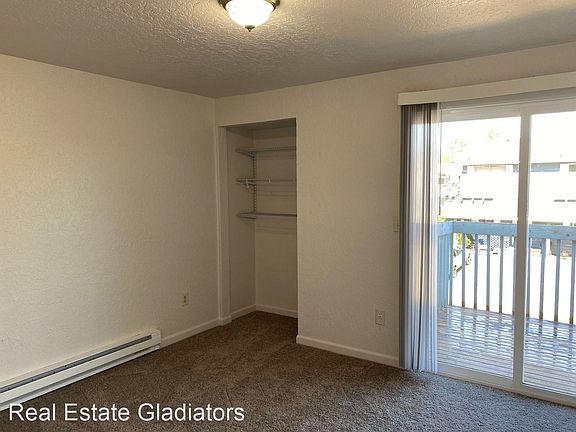 5th image of 12510 Meridian Ave S #4