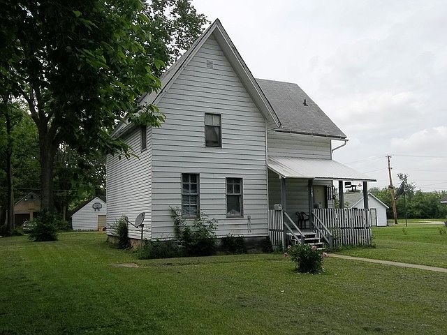 2nd image of 208 6th Ave