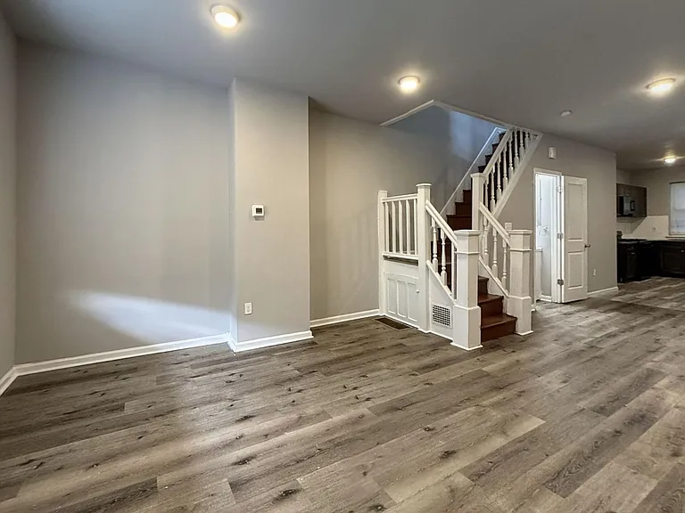 5820 Belmar St — Photo 10