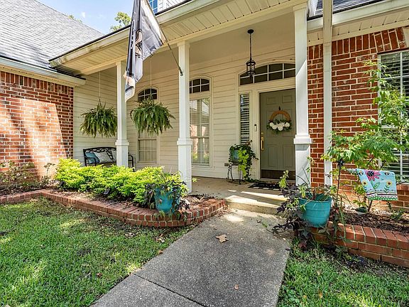 2nd image of 14451 Starlight Cir