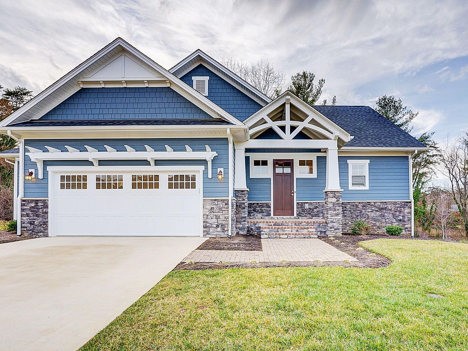 1st image of 4417 Greenlace Cir SW