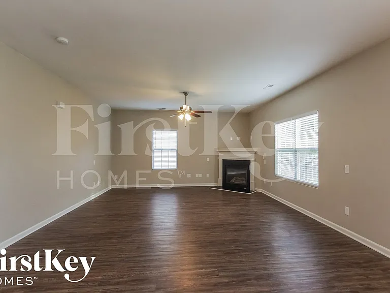2026 Craver Meadows Dr — Photo 3