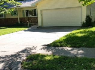 2511 S Westwood Ave, Springfield, MO 65807