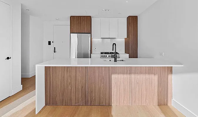 Rented by West 124th Manager LLC | media 50