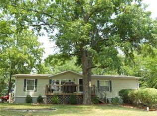 169 Timber Valley Dr, Linn Valley, KS 66040
