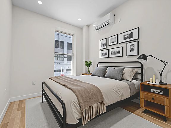 5th image of 315 E 58th St APT 5A