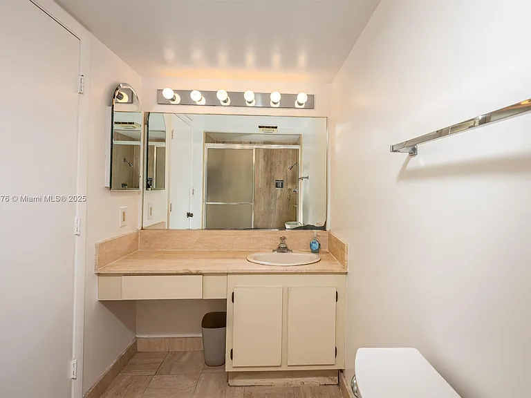 1201 S Ocean Dr #1911N — Photo 14