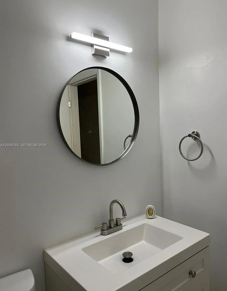 1 bed, 1.0 bath, $1,575 — Photo 3