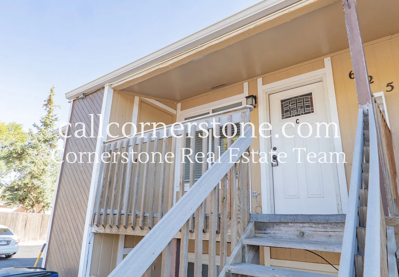 625 Yuma St — Photo 3