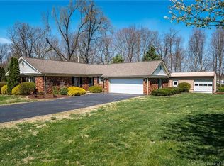 1066 Hartlage Ave W, Corydon, IN 47112