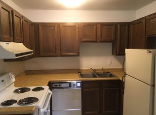 1727 N Grandview Ln APT 313, Bismarck, ND 58503