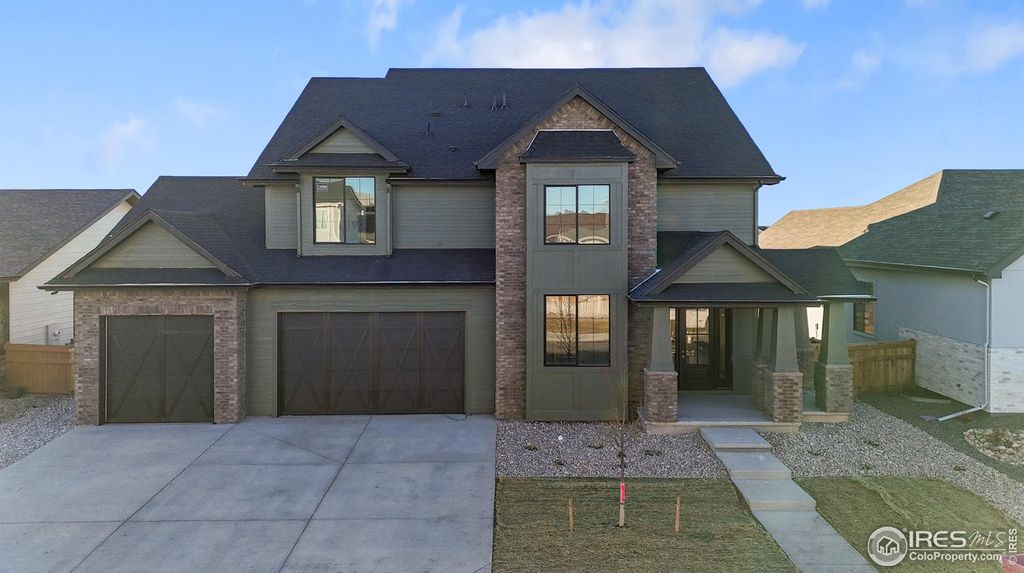 271 Cornelia Dr