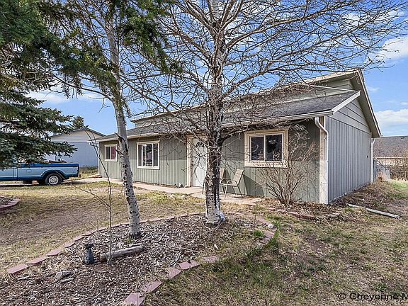 2nd image of 1110 Ashford Dr