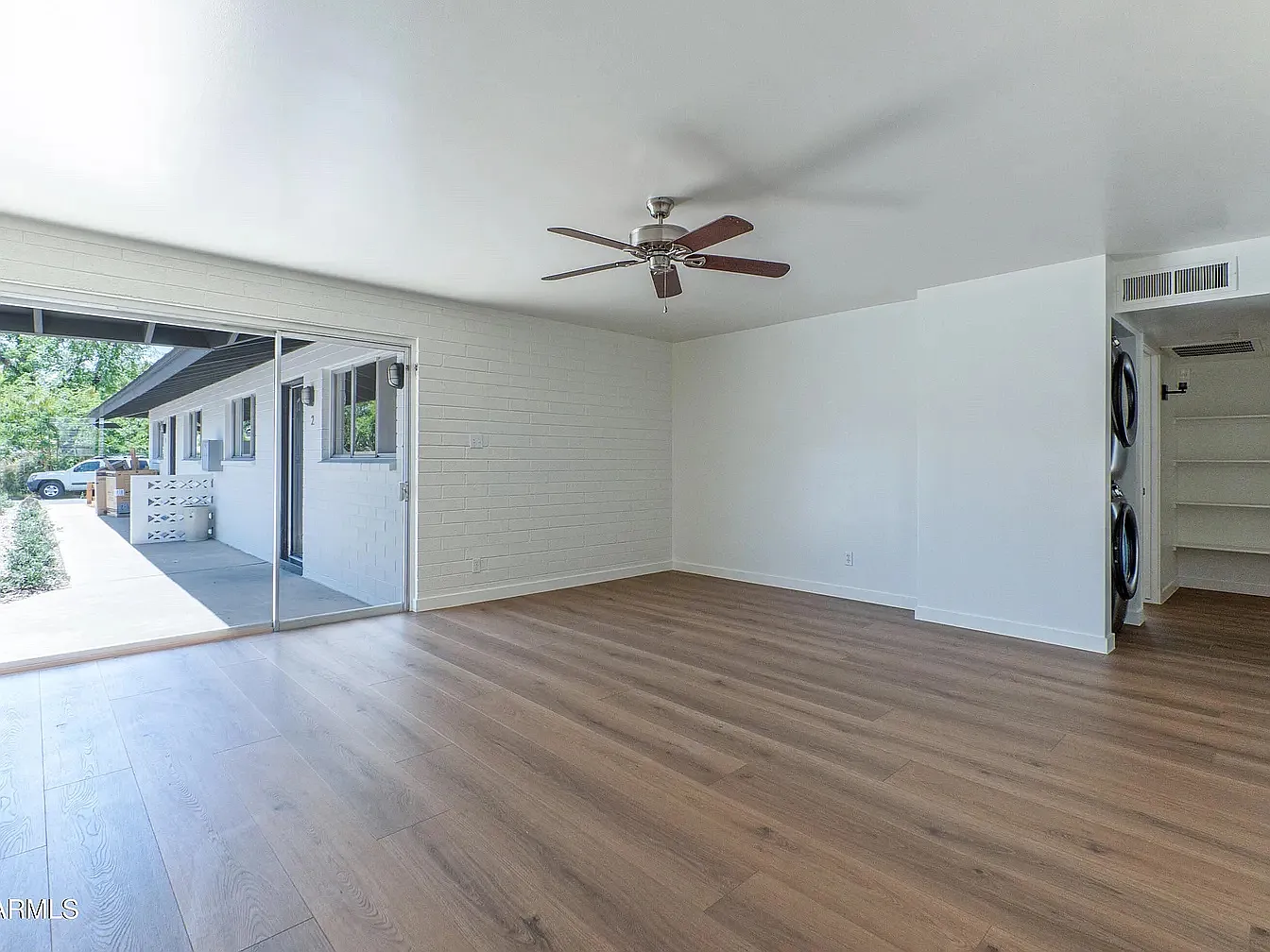 2 bed, 1100 sqft, $1,595 — Photo 3