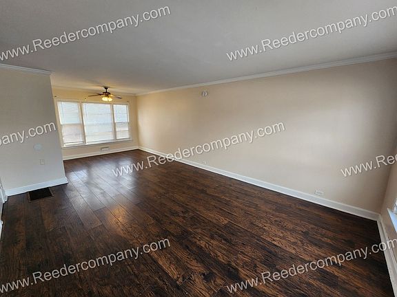5th image of 4135 Grace St
