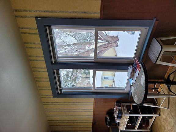 5th image of 41 N 8th Ave