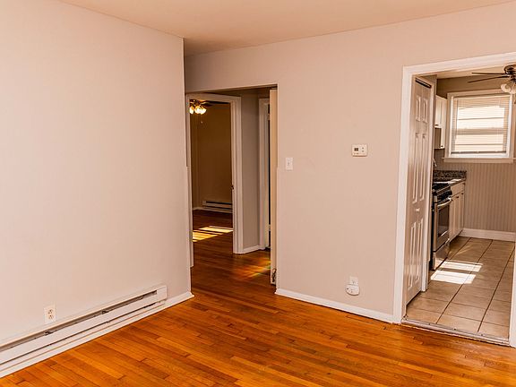 4th image of 1903 Grayland Ave APT C