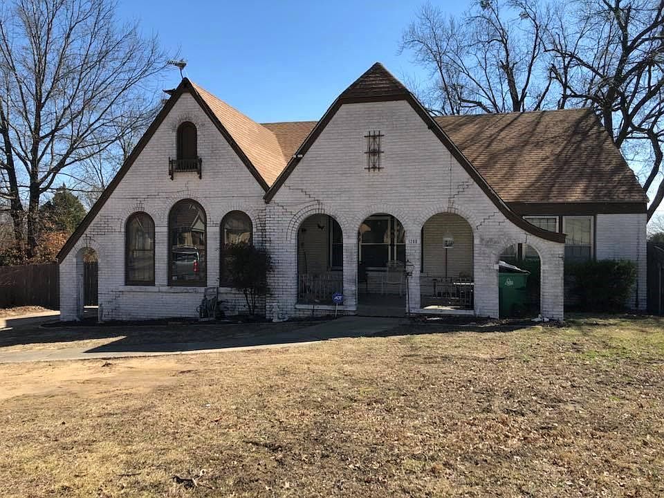 1st image of 1200 Bluff View Dr