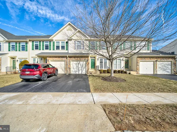 618 Tulip Dr, Warrington, PA 18976