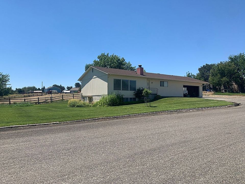 2nd image of 2315 Charnita Dr