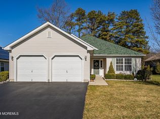 15 Clear Lake Rd, Whiting, NJ