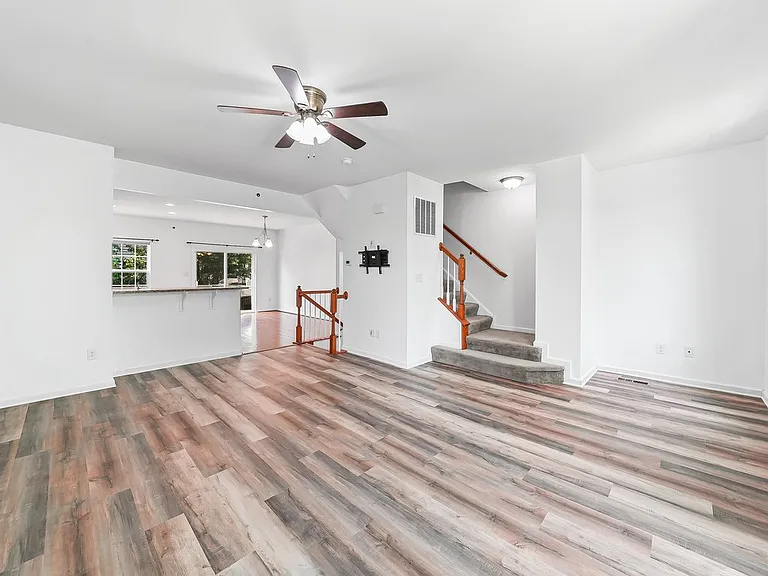 1222 Carrick Ct — Photo 25