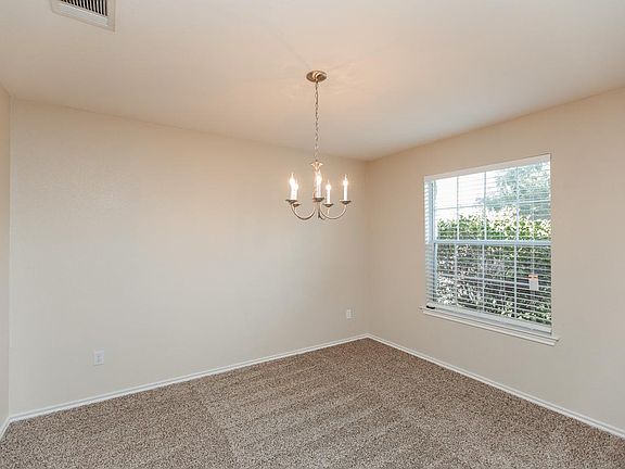 3rd image of 209 Indian Meadow Dr