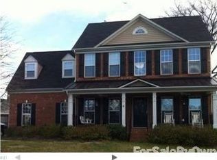 567 Fair Oaks Dr, Fort Mill, SC 29708