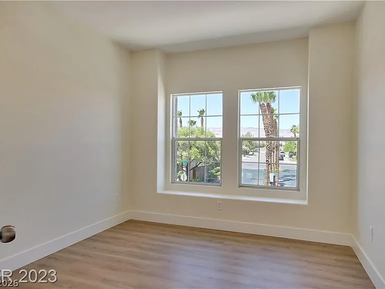 3816 Cape Royal St — Photo 27